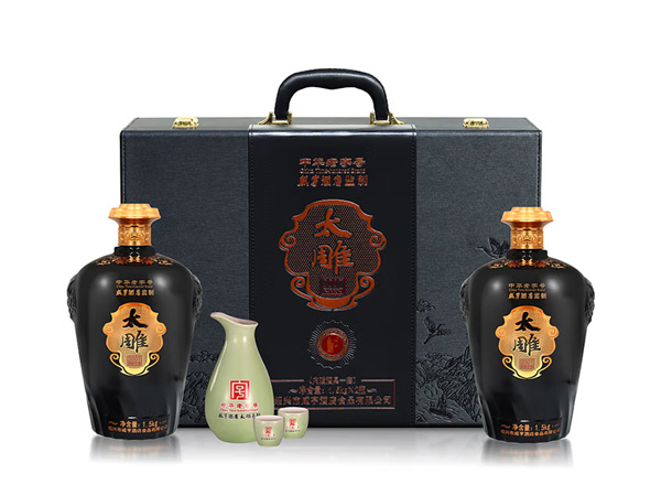 上海咸亨酒店太雕黄酒回收太雕2007原酿礼盒1.5kg*2糯米酒半甜绍兴黄酒